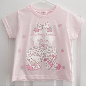 hello kitty strawberry shortcake top